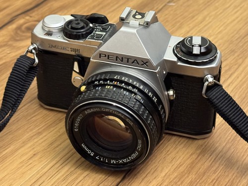 Pentax super 35mm - me,